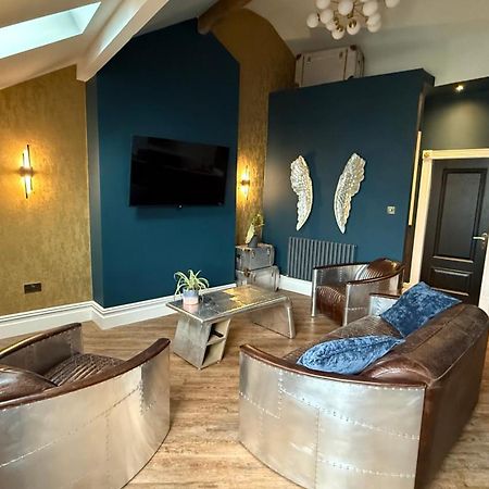 The Loft At One Luxury Penthouse Lejlighed Wigan Eksteriør billede