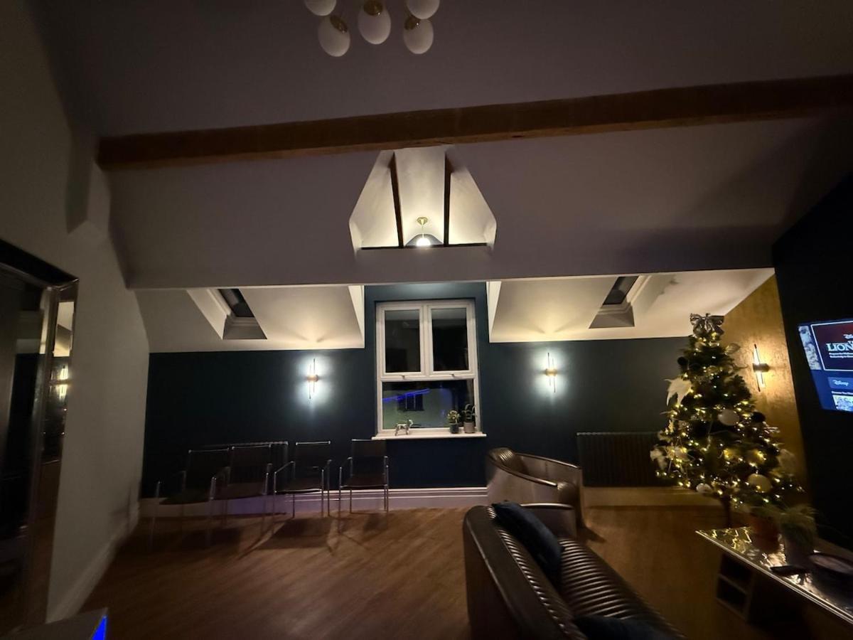 The Loft At One Luxury Penthouse Lejlighed Wigan Eksteriør billede
